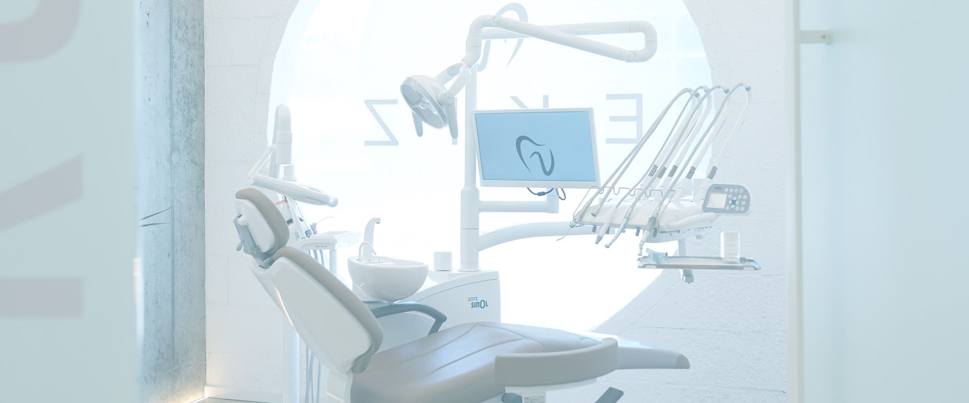 ekiz clinic footer bg